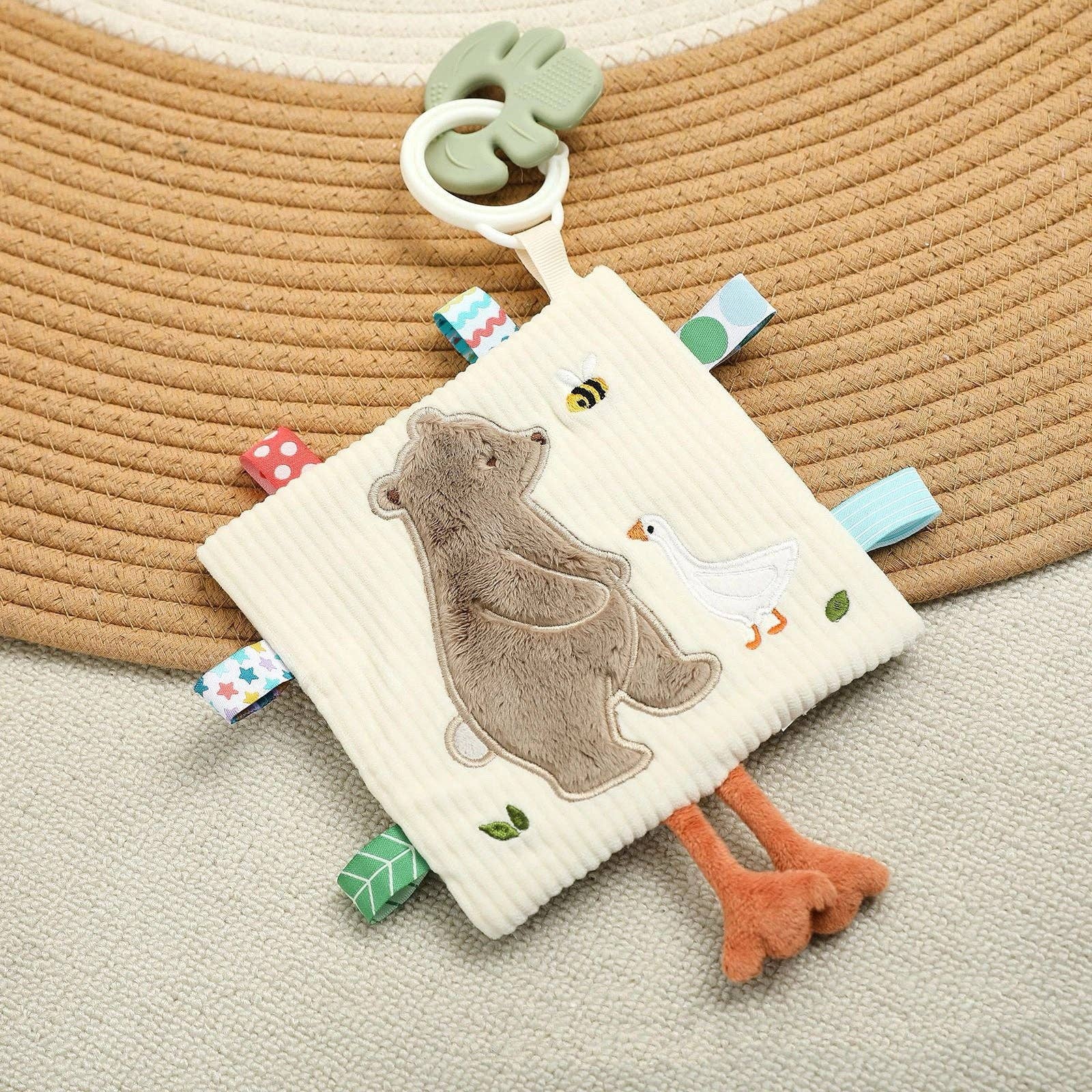 Double-sided Activity Booklet Bear & Goose